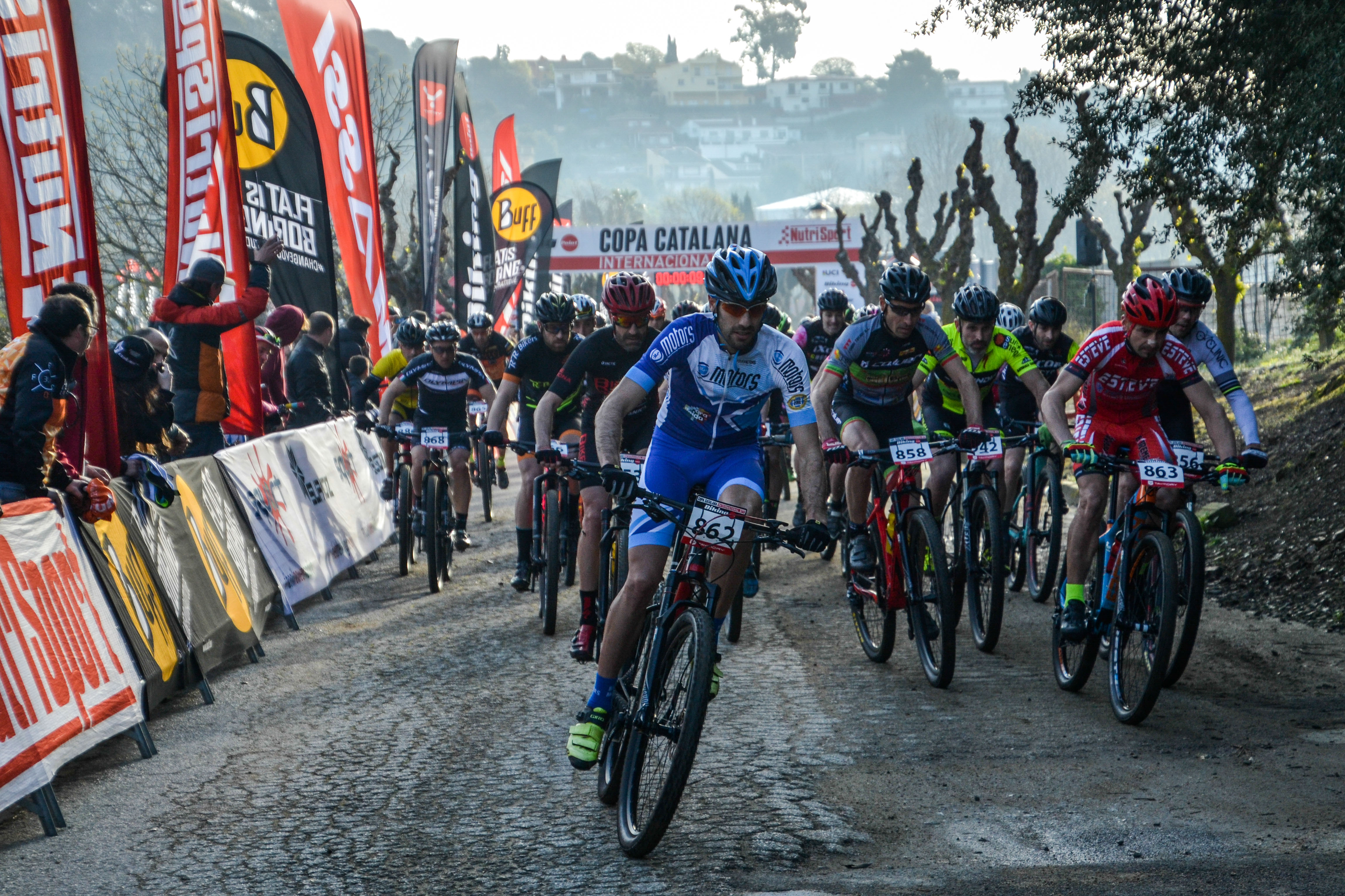 Francesc Guerra i Sandra Santanyes guanyadors a Santa Susanna i líders de la Copa Catalana Internacional BTT Biking Point